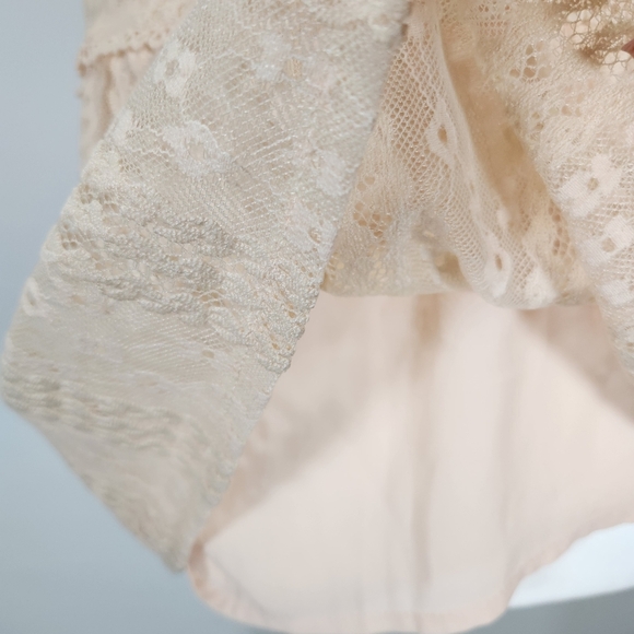 2 For 20 Blue Rain Lace Cream Top - Picture 4 of 7